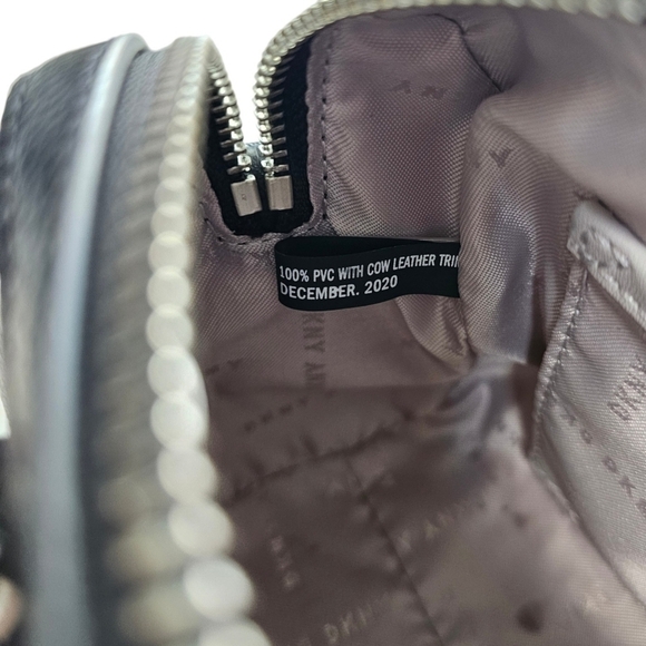 DKNY Elise Signature Logo Mini Box Crossbody Women's Handbag Cream & Black - Picture 6 of 7